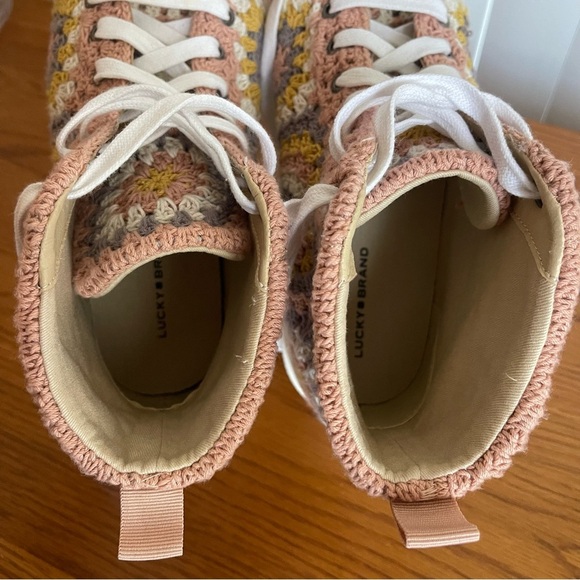 Lucky Brand Curla High Top Platform Crochet Sneakers Size 8 - Picture 9 of 16